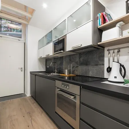 La Pampa New & Fully Refurbished Apt * Милан